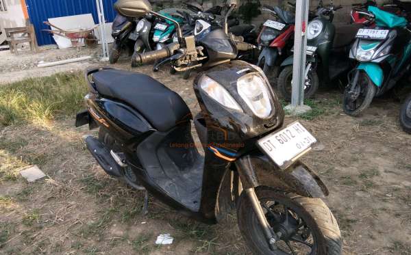 HONDA  GENIO