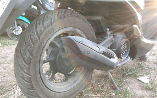 HONDA  GENIO