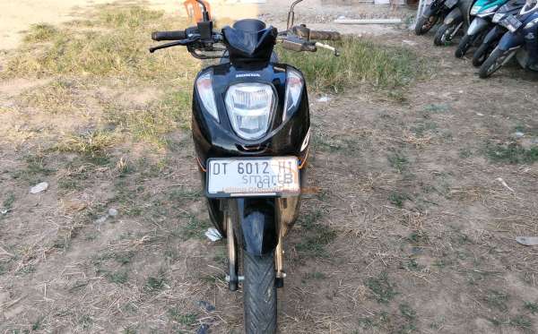 HONDA  GENIO