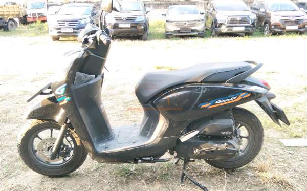 HONDA  GENIO