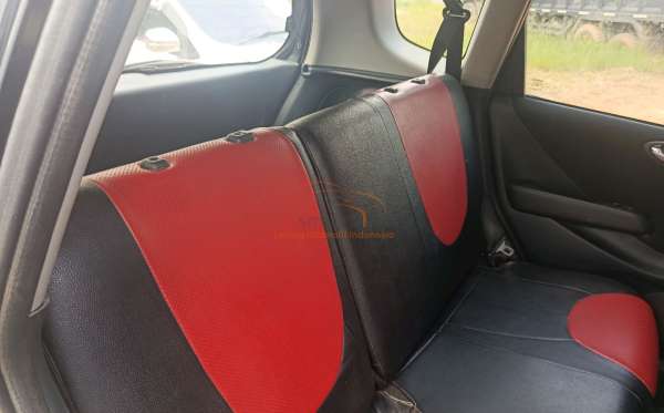 HONDA JAZZ GD3 1.5 IDSI MT