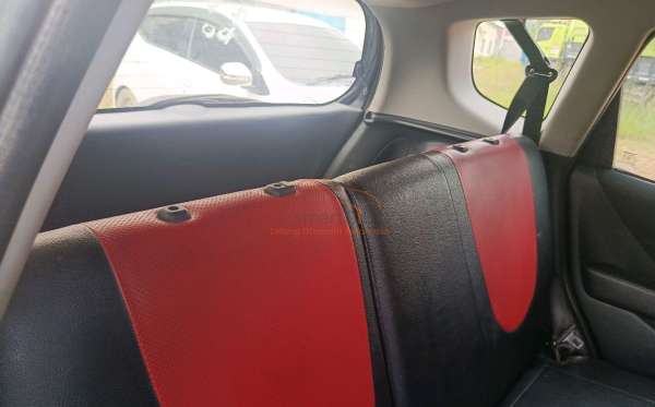 HONDA JAZZ GD3 1.5 IDSI MT