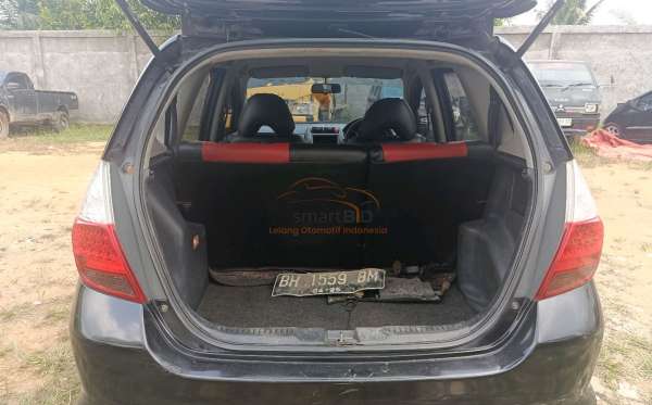 HONDA JAZZ GD3 1.5 IDSI MT
