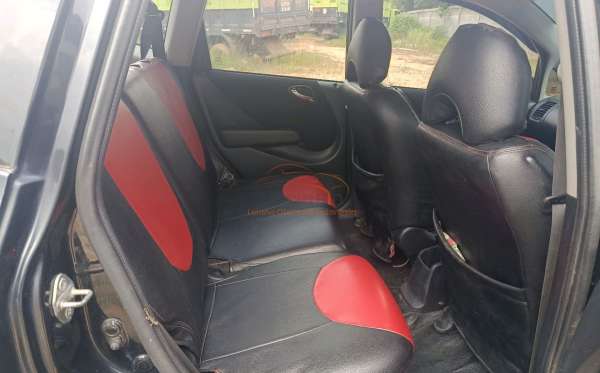 HONDA JAZZ GD3 1.5 IDSI MT