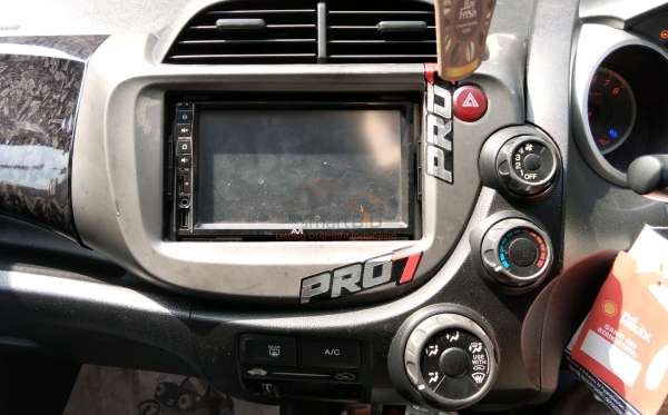 HONDA JAZZ