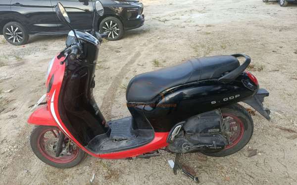 HONDA  SCOOPY