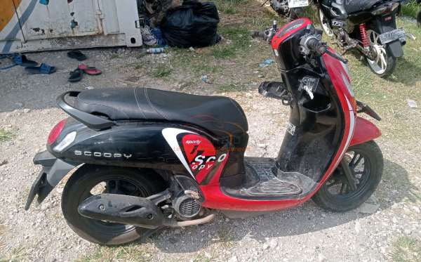 HONDA SCOOPY