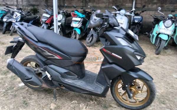HONDA  VARIO 160