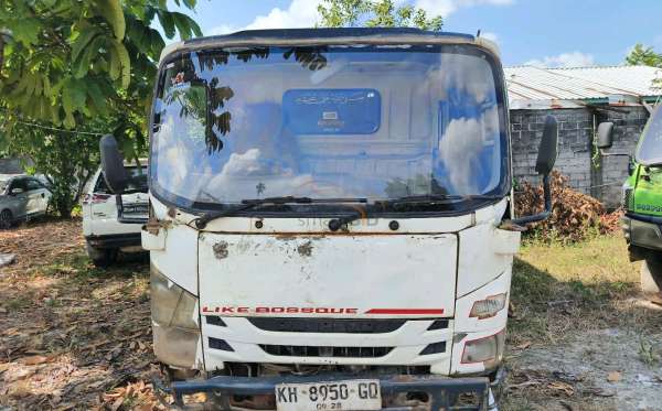 ISUZU NMR