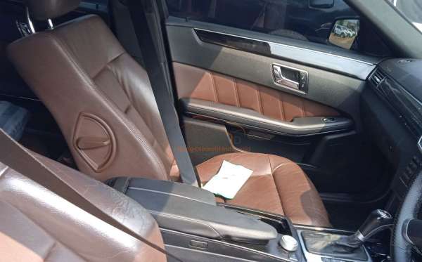 MERCEDES BENZ E 250 CGI