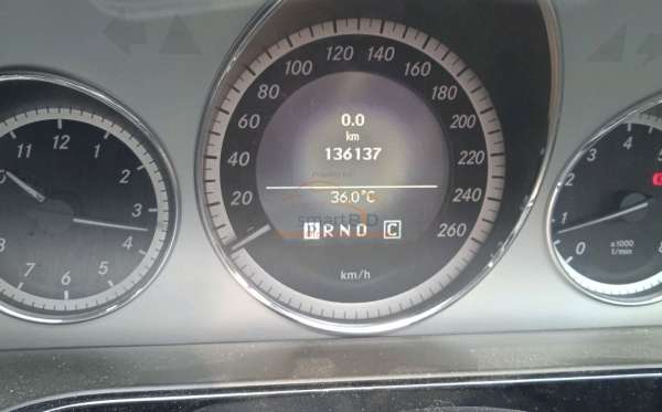 MERCEDES BENZ E 250 CGI