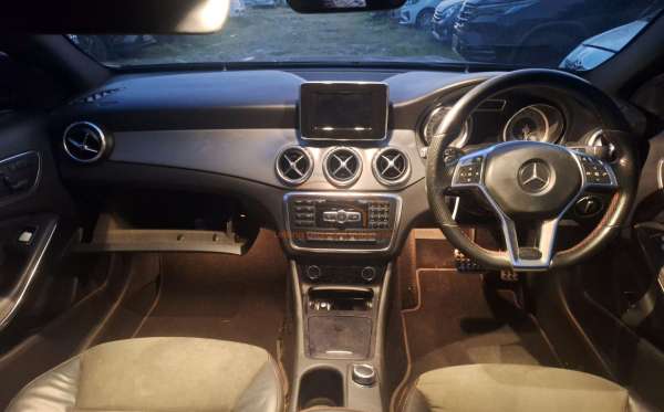 MERCEDES BENZ GLA 200 GA
