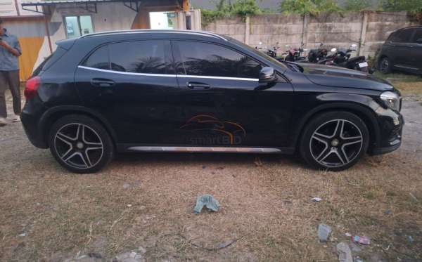 MERCEDES BENZ GLA 200 GA