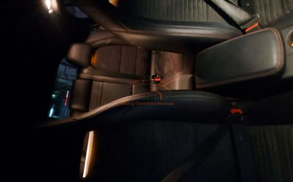 MERCEDES BENZ GLA 200 GA