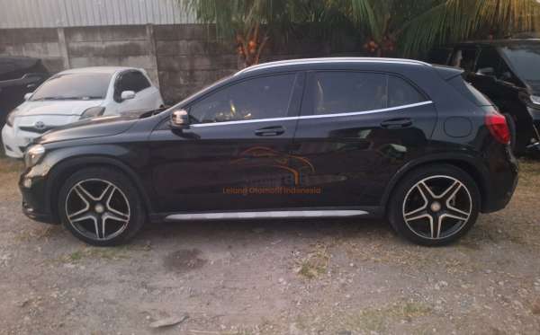 MERCEDES BENZ GLA 200 GA