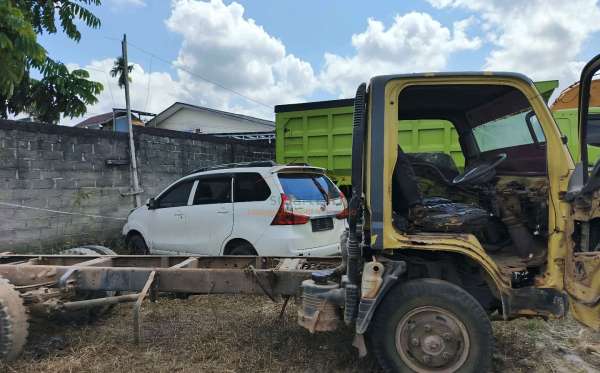 MITSUBISHI  FE  74 HDV