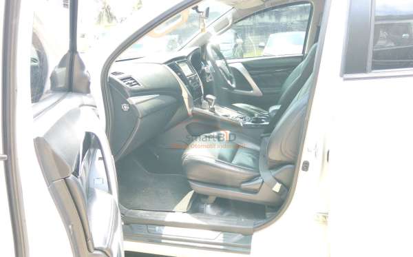 MITSUBISHI  PAJERO  SPORT 2.4L DAKAR-H (4X4)