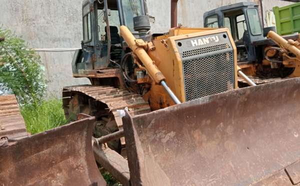 SHANTUI DOZER  SD16 E