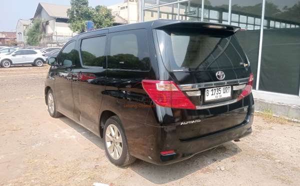 TOYOTA ALPHARD 2.4