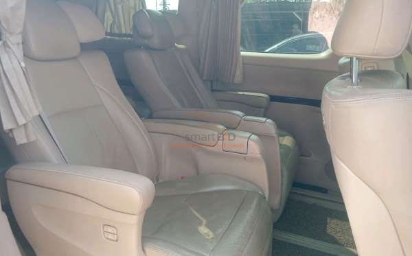 TOYOTA ALPHARD 2.4