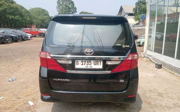 TOYOTA ALPHARD 2.4