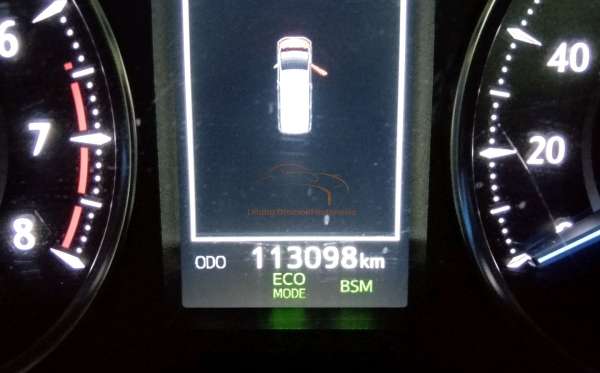 TOYOTA ALPHARD 2.5