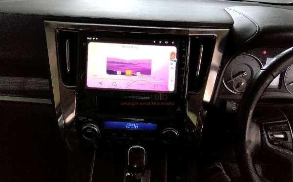 TOYOTA ALPHARD 2.5
