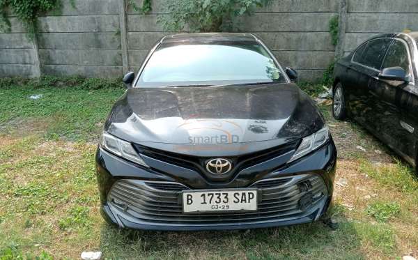 TOYOTA CAMRY V