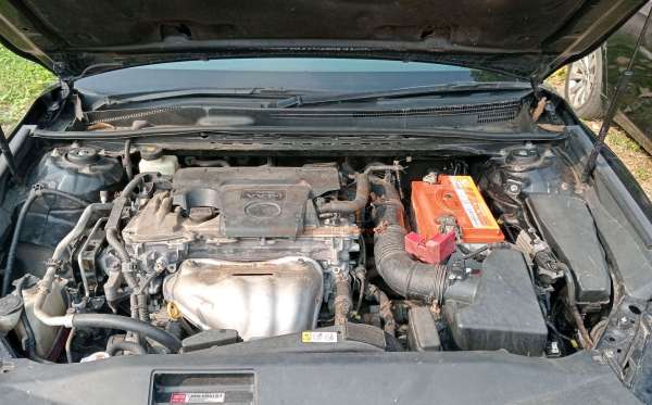 TOYOTA CAMRY V