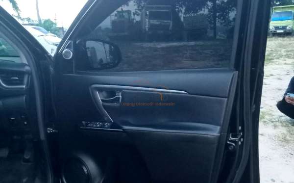 TOYOTA FORTUNER 2.4 VRZ