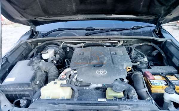 TOYOTA FORTUNER 2.4 VRZ