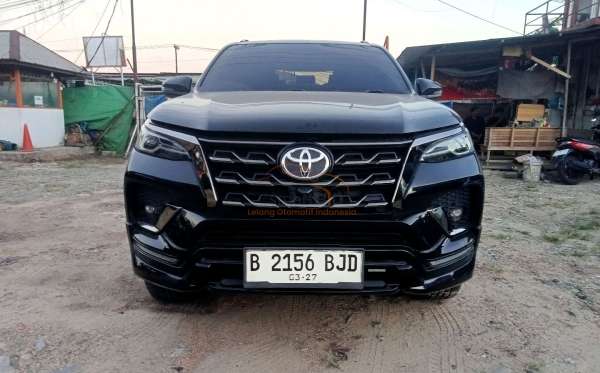TOYOTA FORTUNER 2.4 VRZ