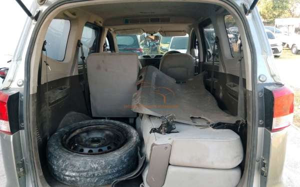 WULING  CONFERO  1.5 (4X2)
