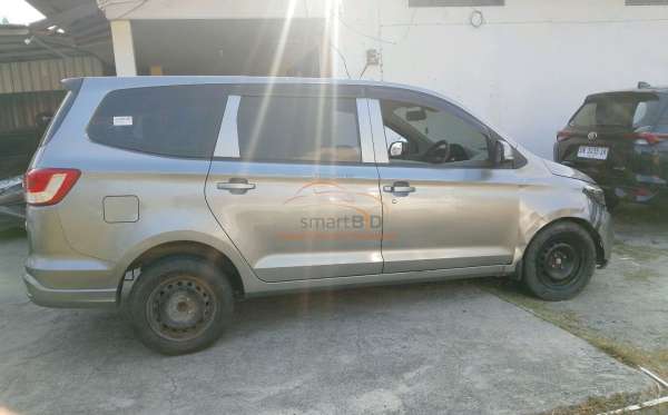 WULING  CONFERO  1.5 (4X2)
