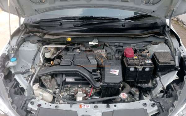 DAIHATSU AYLA 1.0 M