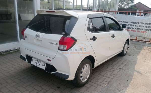 DAIHATSU AYLA 1.0 M