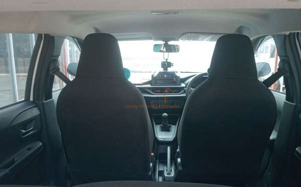 DAIHATSU AYLA 1.0 M
