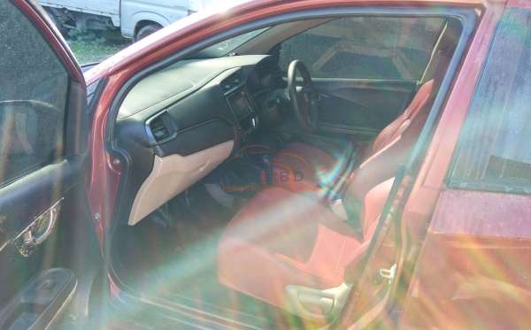 HONDA  BRIO