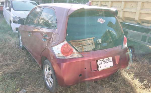 HONDA  BRIO