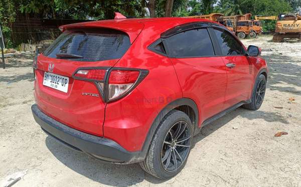 HONDA HRV RU1 1.5 E