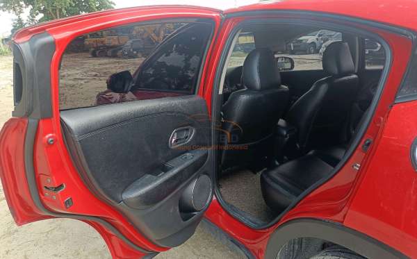 HONDA HRV RU1 1.5 E