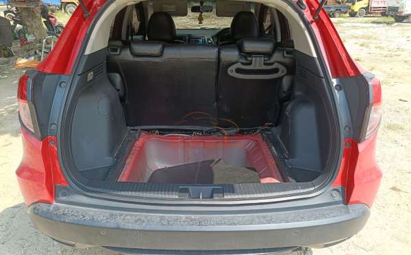 HONDA HRV RU1 1.5 E