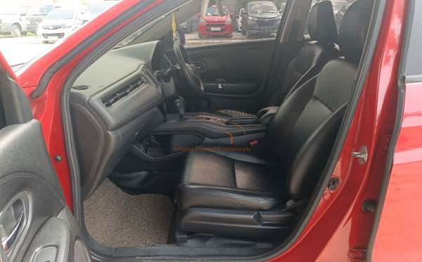 HONDA HRV RU1 1.5 E
