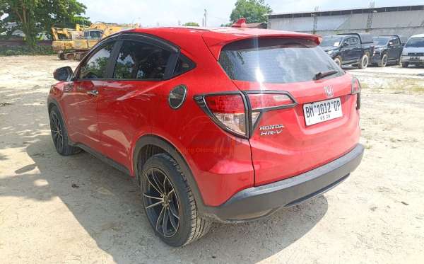 HONDA HRV RU1 1.5 E