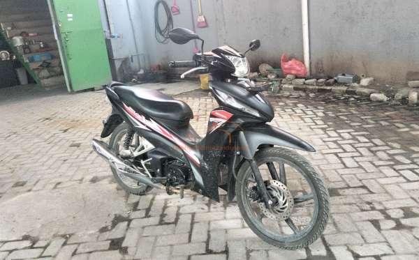 HONDA REVO X