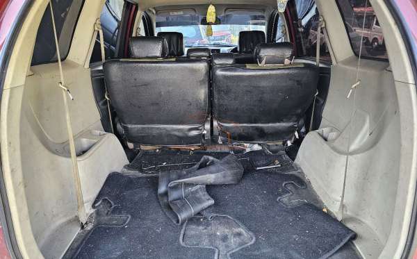 TOYOTA AVANZA