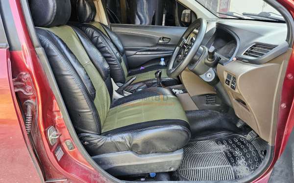 TOYOTA AVANZA