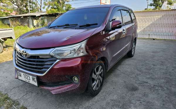 TOYOTA AVANZA