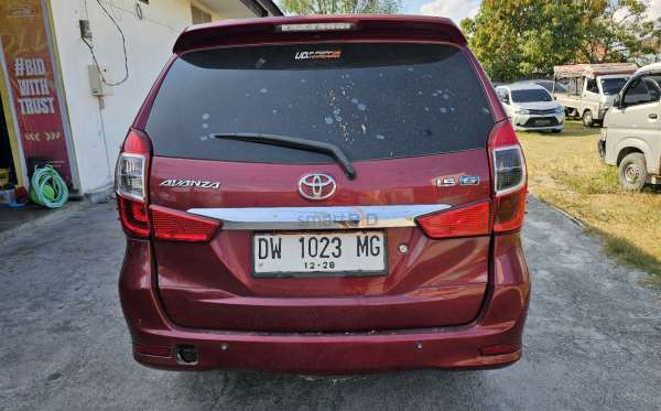 TOYOTA AVANZA