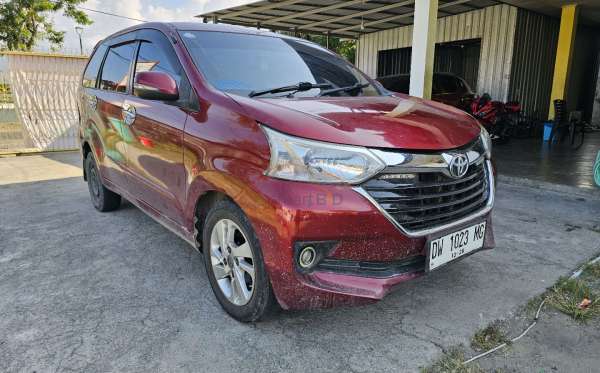 TOYOTA AVANZA